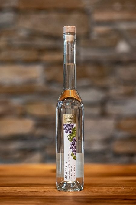 Eau-de-vie de marc de Merlot du Tessin